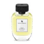 Frasco de perfume de la marca Thameen, con líquido amarillo y tapa negra, ideal para fragancias frescas y elegantes.