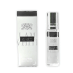 Botella de serum facial I AM junto a su caja, ideal para el cuidado de la piel y la hidratación.