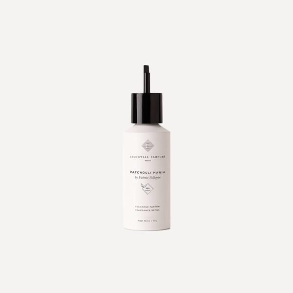 Frasco de recarga de perfume "Patchouli Mania" de Essential Parfums, diseñado por Fabrice Pellegrin. Envase blanco con tapa negra, ideal para quienes buscan una fragancia intensa y duradera.