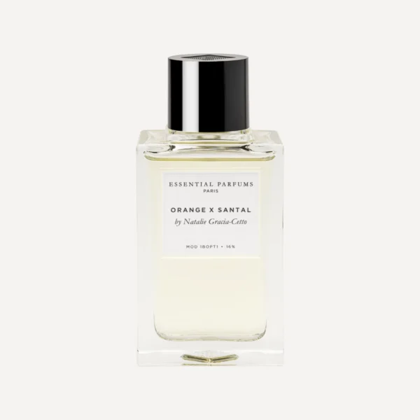 Frasco de Essential Parfums Orange X Santal 100 ml sobre fondo crema.